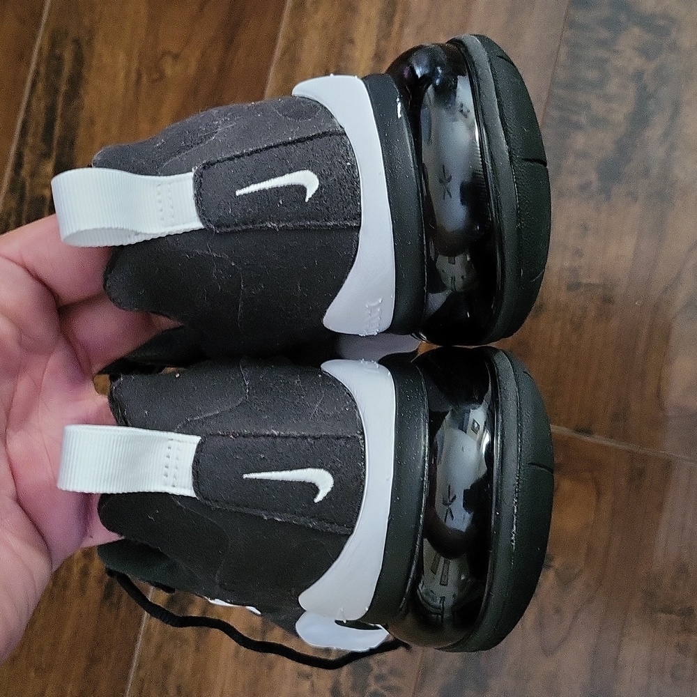 Womens Nike Air 70 React, In Good Shape , Size Us… - image 3